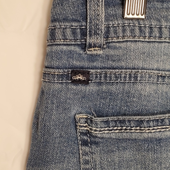 Distressed jeans - Picture 5 of 5